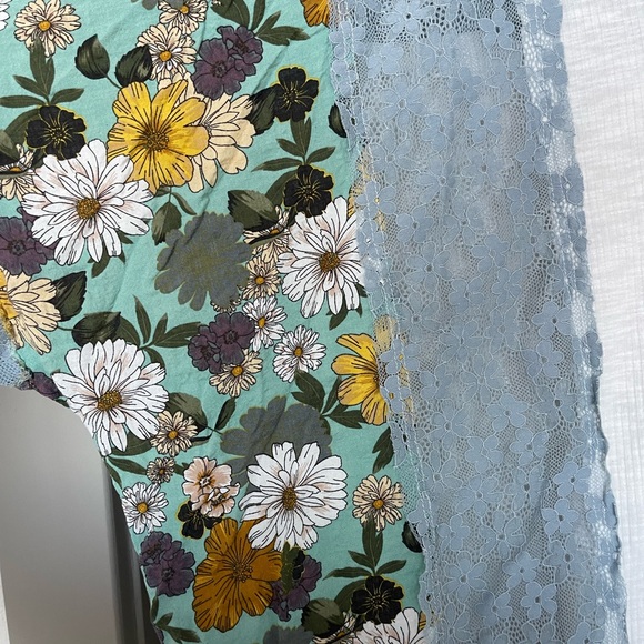 *** LISTING IS SOLD ***  Boho Floral Patchwork Tunic - Picture 5 of 9